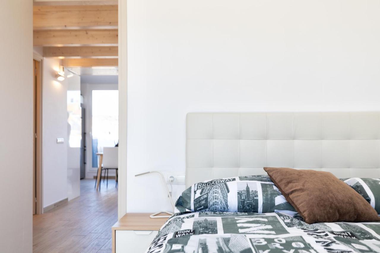 Hauzify I Apartament 4Winds Сан-Фелиу-де-Гишольс Экстерьер фото